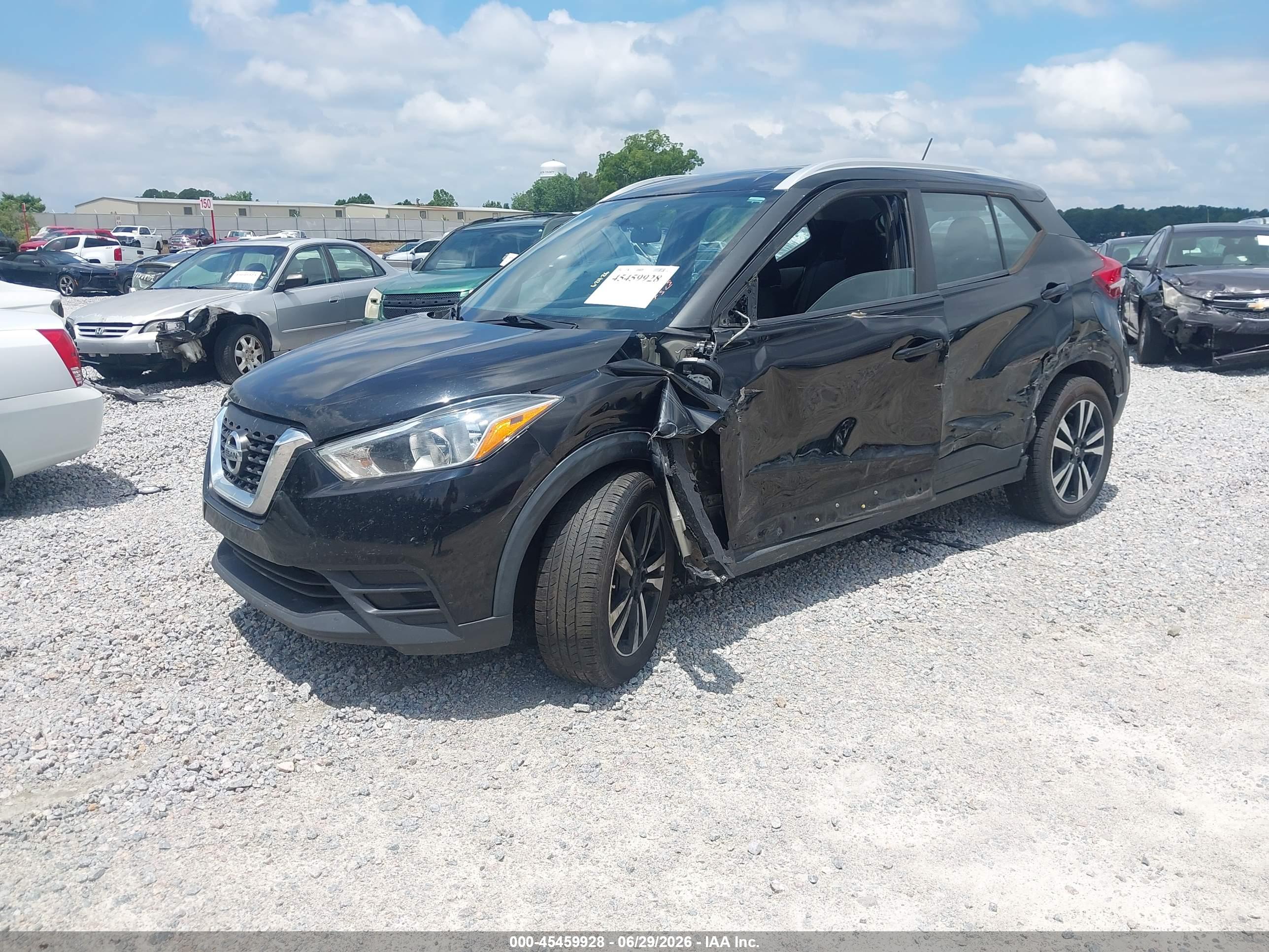 2019 NISSAN KICKS SV — I2