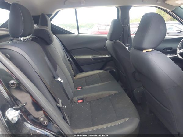 2019 NISSAN KICKS SV — I8