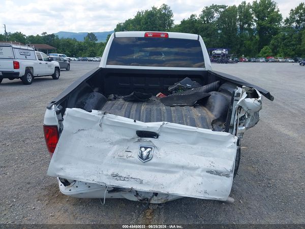 2019 RAM 1500 CLASSIC EXPRESS  4X4 6'4 BOX