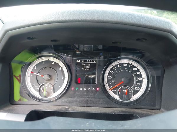 2019 RAM 1500 CLASSIC EXPRESS  4X4 6'4 BOX