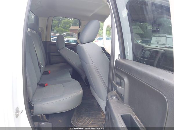 2019 RAM 1500 CLASSIC EXPRESS  4X4 6'4 BOX