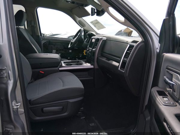 2023 RAM 1500 CLASSIC SLT  4X2 5'7 BOX