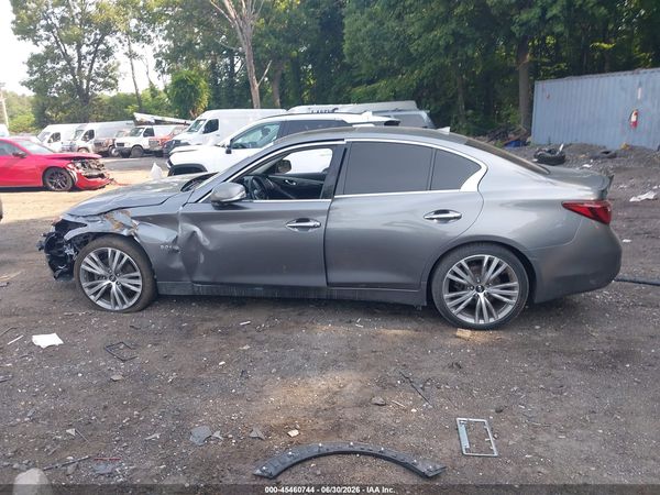 2018 INFINITI Q50 3.0T LUXE/3.0T SPORT