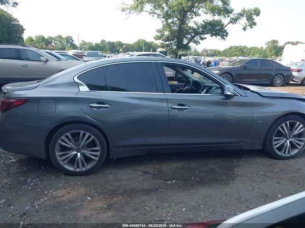 2018 INFINITI Q50 3.0T LUXE/3.0T SPORT