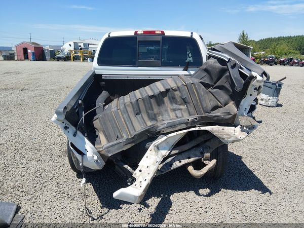 2019 NISSAN FRONTIER SV