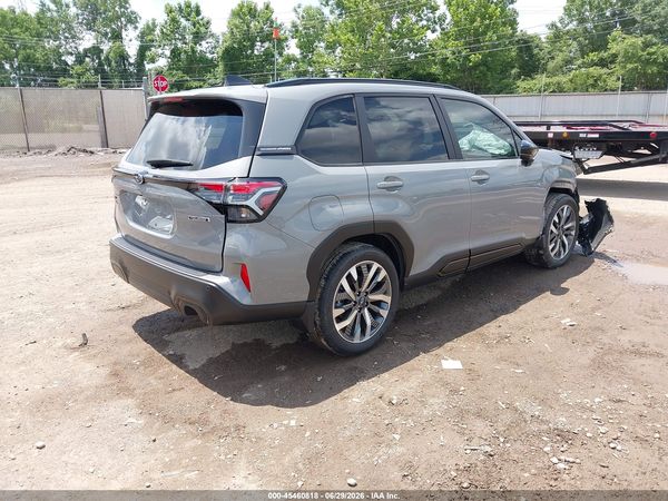 2025 SUBARU FORESTER — I4