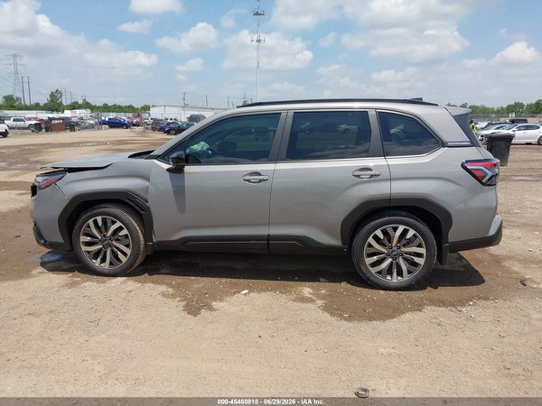 2025 SUBARU FORESTER TOURING — I117