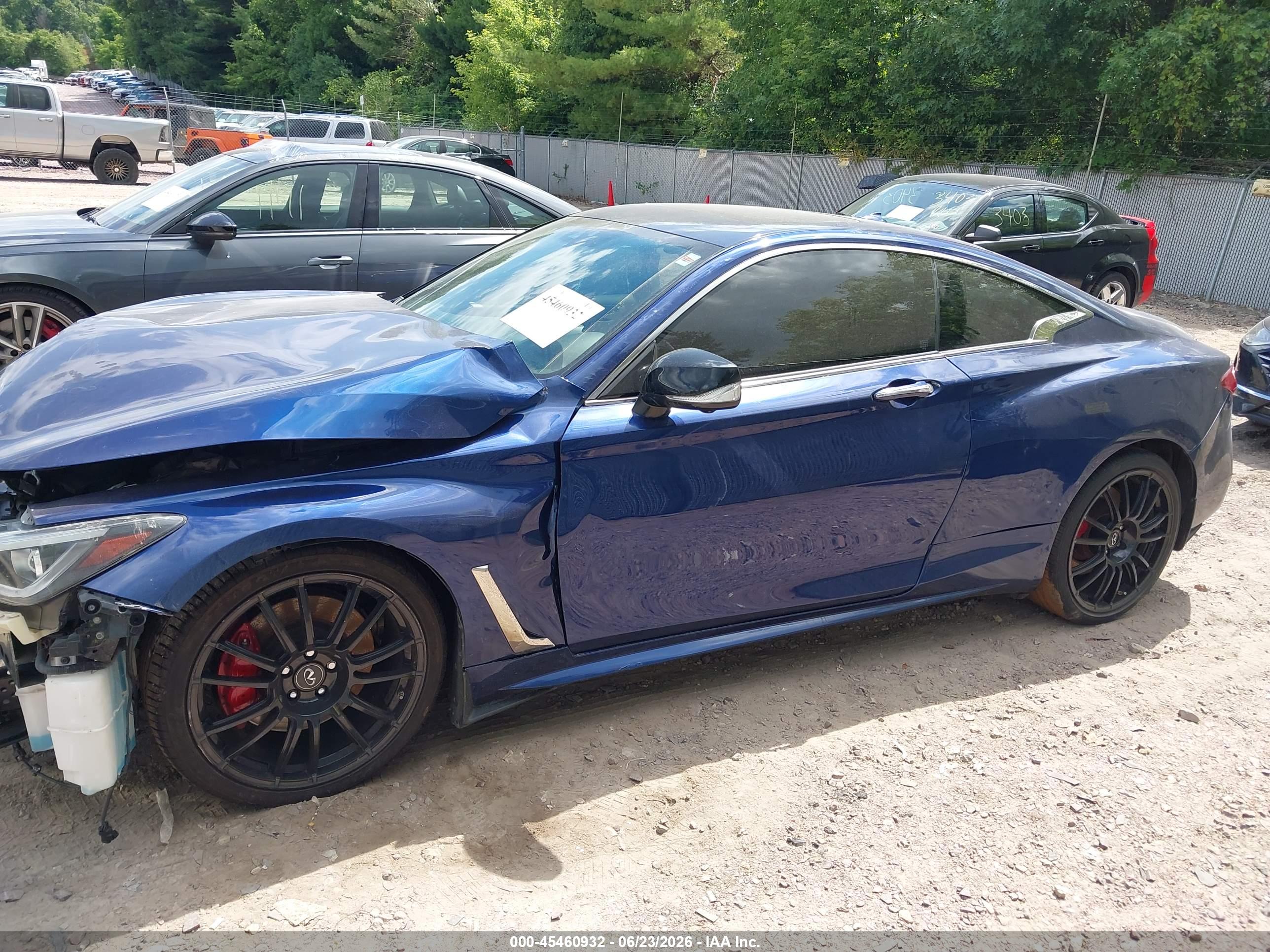 2017 INFINITI Q60 3.0T RED SPORT 400