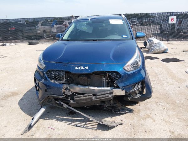 2022 KIA NIRO LX