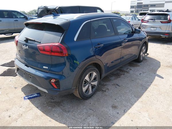 2022 KIA NIRO LX