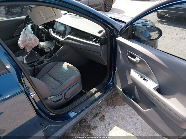 2022 KIA NIRO LX