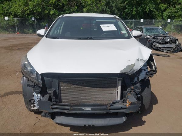 2019 KIA SORENTO 2.4L LX