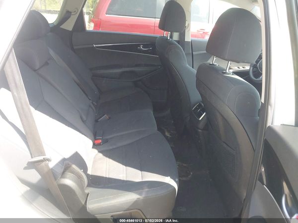 2019 KIA SORENTO 2.4L LX