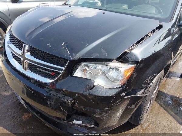 2017 DODGE GRAND CARAVAN SXT — I6