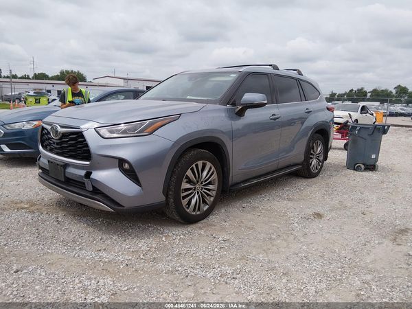 2021 TOYOTA HIGHLANDER PLATINUM