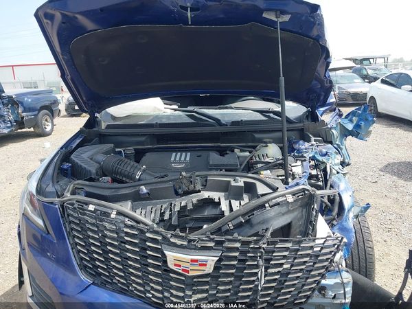 2025 CADILLAC XT5 Luxury