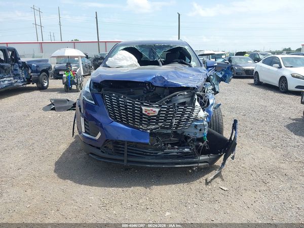 2025 CADILLAC XT5 Luxury