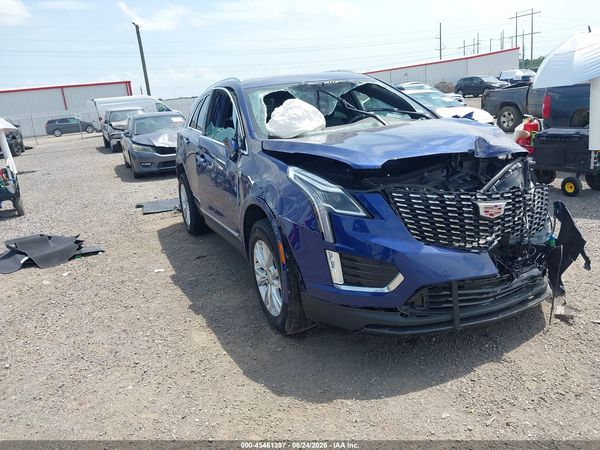 2025 CADILLAC XT5 Luxury