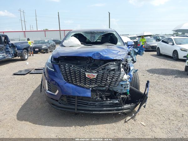 2025 CADILLAC XT5 Luxury