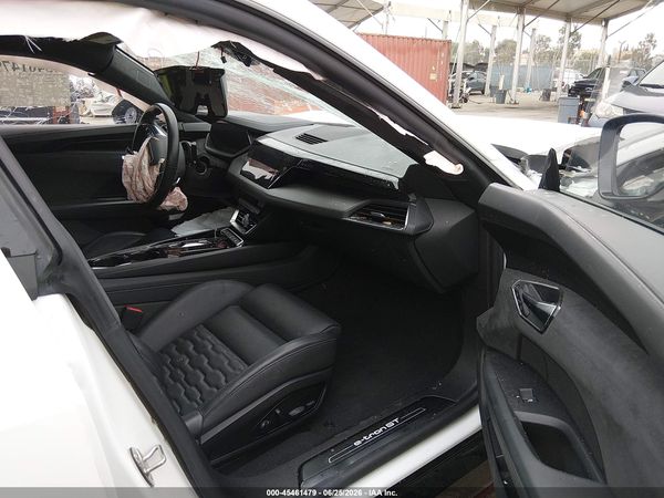 2024 AUDI E-TRON GT PRESTIGE QUATTRO