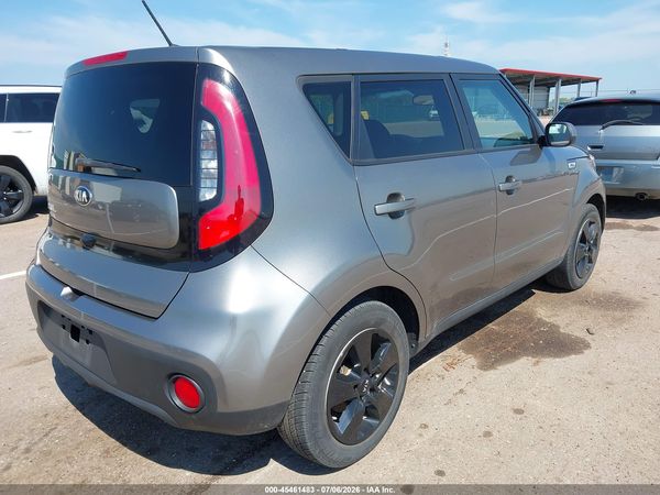 2019 KIA SOUL Base
