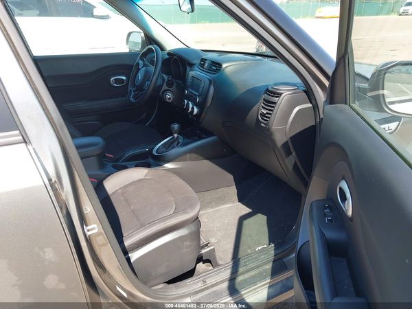 2019 KIA SOUL Base
