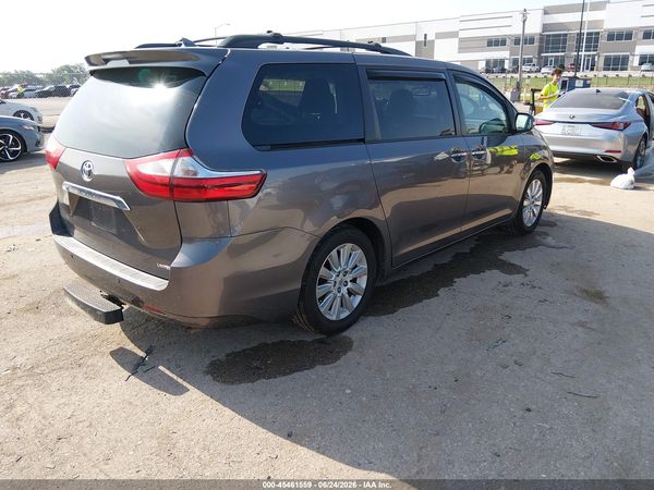 2015 TOYOTA SIENNA — I4