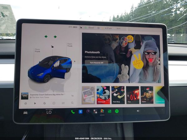 2025 TESLA MODEL Y