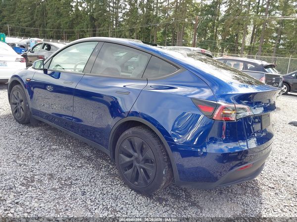 2025 TESLA MODEL Y