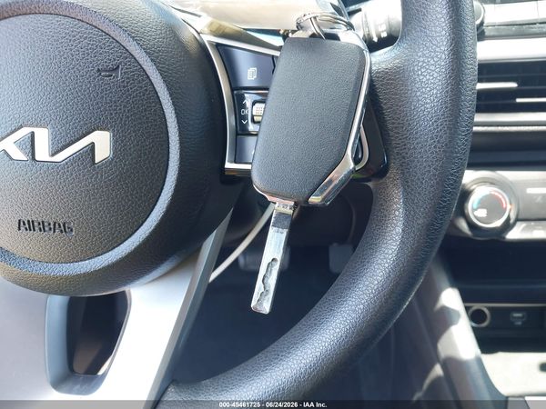2023 KIA FORTE LXS