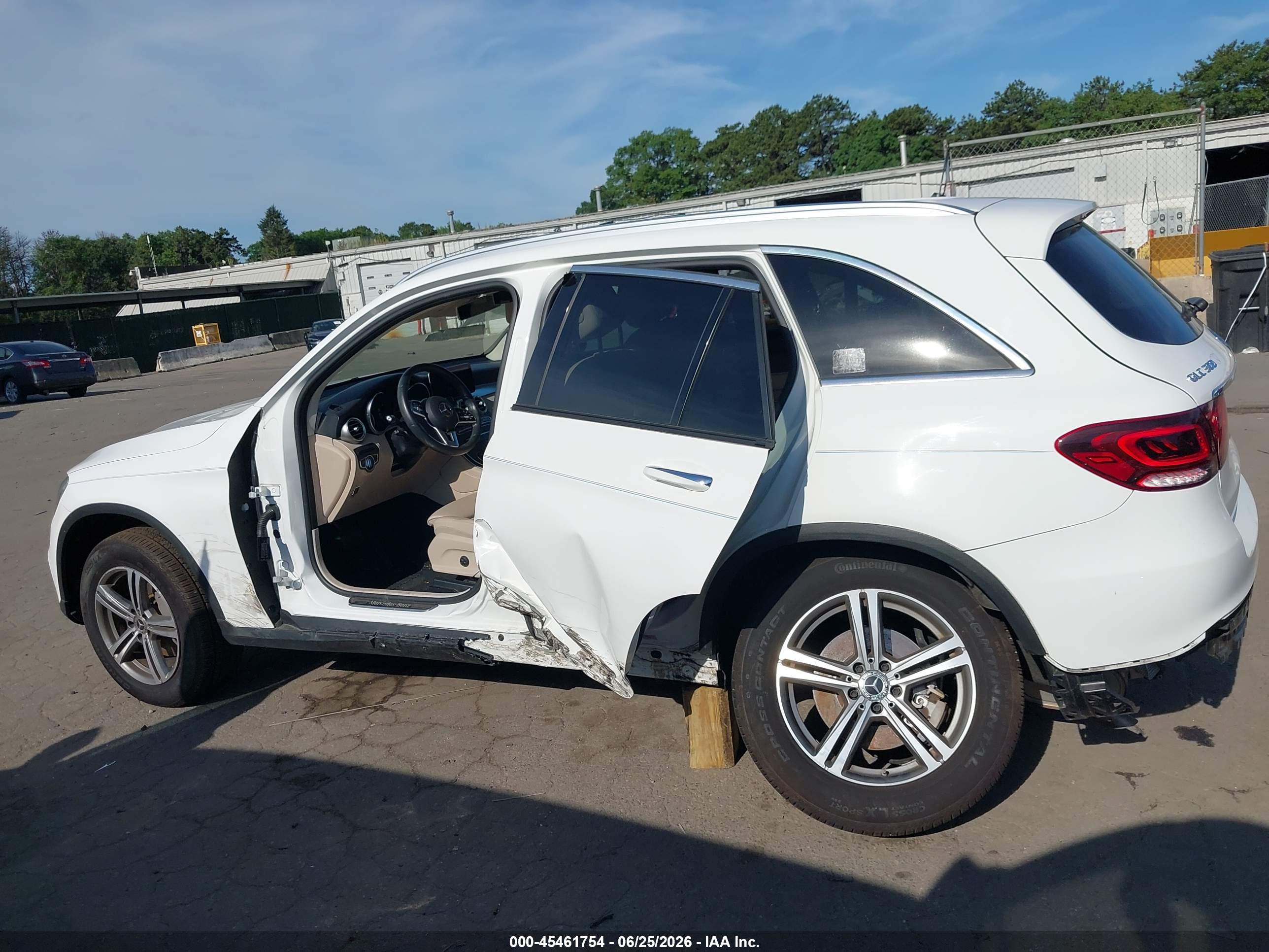 2020 MERCEDES-BENZ GLC 300 4MATIC