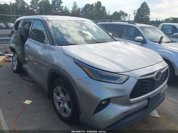 2021 TOYOTA HIGHLANDER LE
