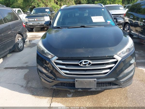 2017 HYUNDAI TUCSON SE PLUS
