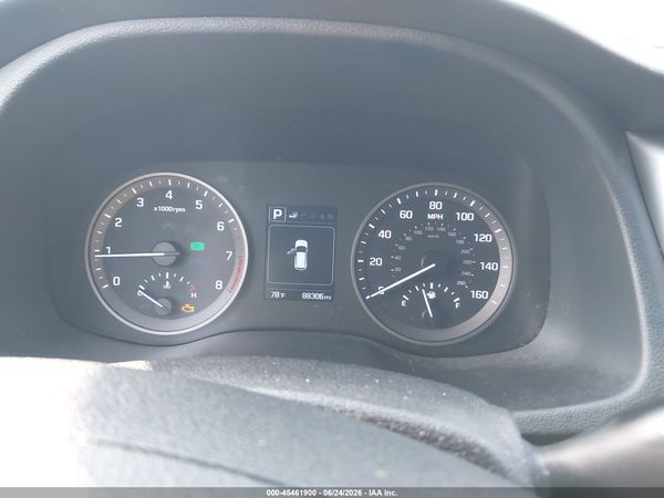 2017 HYUNDAI TUCSON SE PLUS