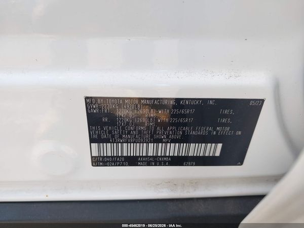 2023 TOYOTA RAV4 HYBRID XLE