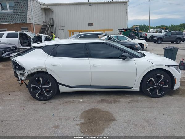 2022 KIA EV6 GT-LINE