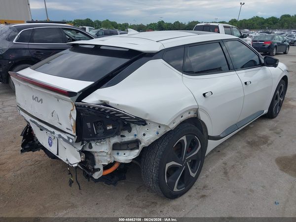 2022 KIA EV6 GT-LINE