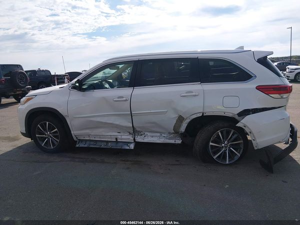 2018 TOYOTA HIGHLANDER XLE