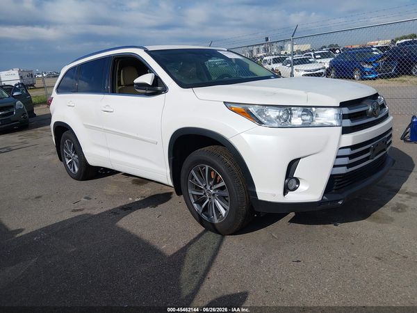 2018 TOYOTA HIGHLANDER XLE