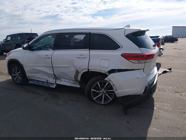 2018 TOYOTA HIGHLANDER XLE
