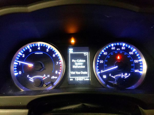 2018 TOYOTA HIGHLANDER LE/LE Plus