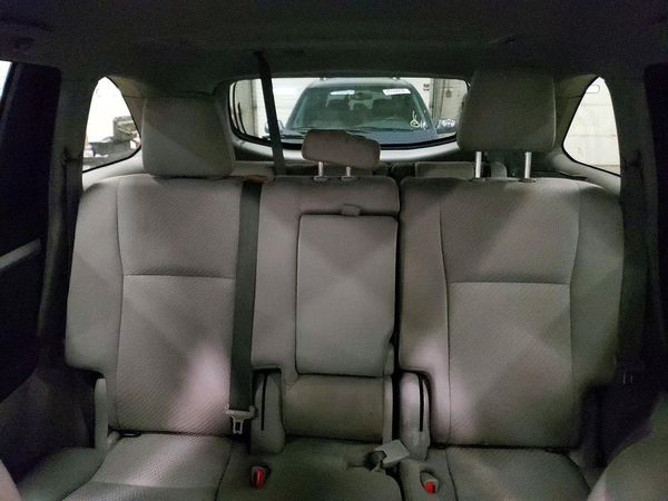 2018 TOYOTA HIGHLANDER LE/LE Plus