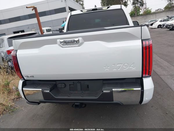 2026 TOYOTA TUNDRA