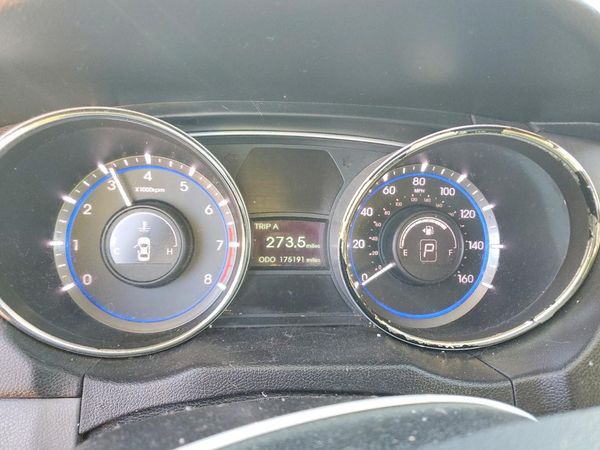 2013 HYUNDAI SONATA