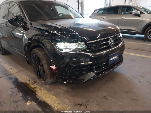 2022 VOLKSWAGEN TIGUAN 2.0T SE R-LINE BLACK — I6