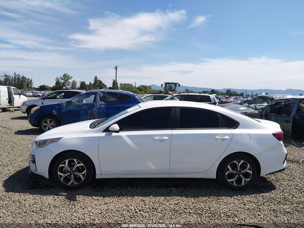 2021 KIA FORTE LXS