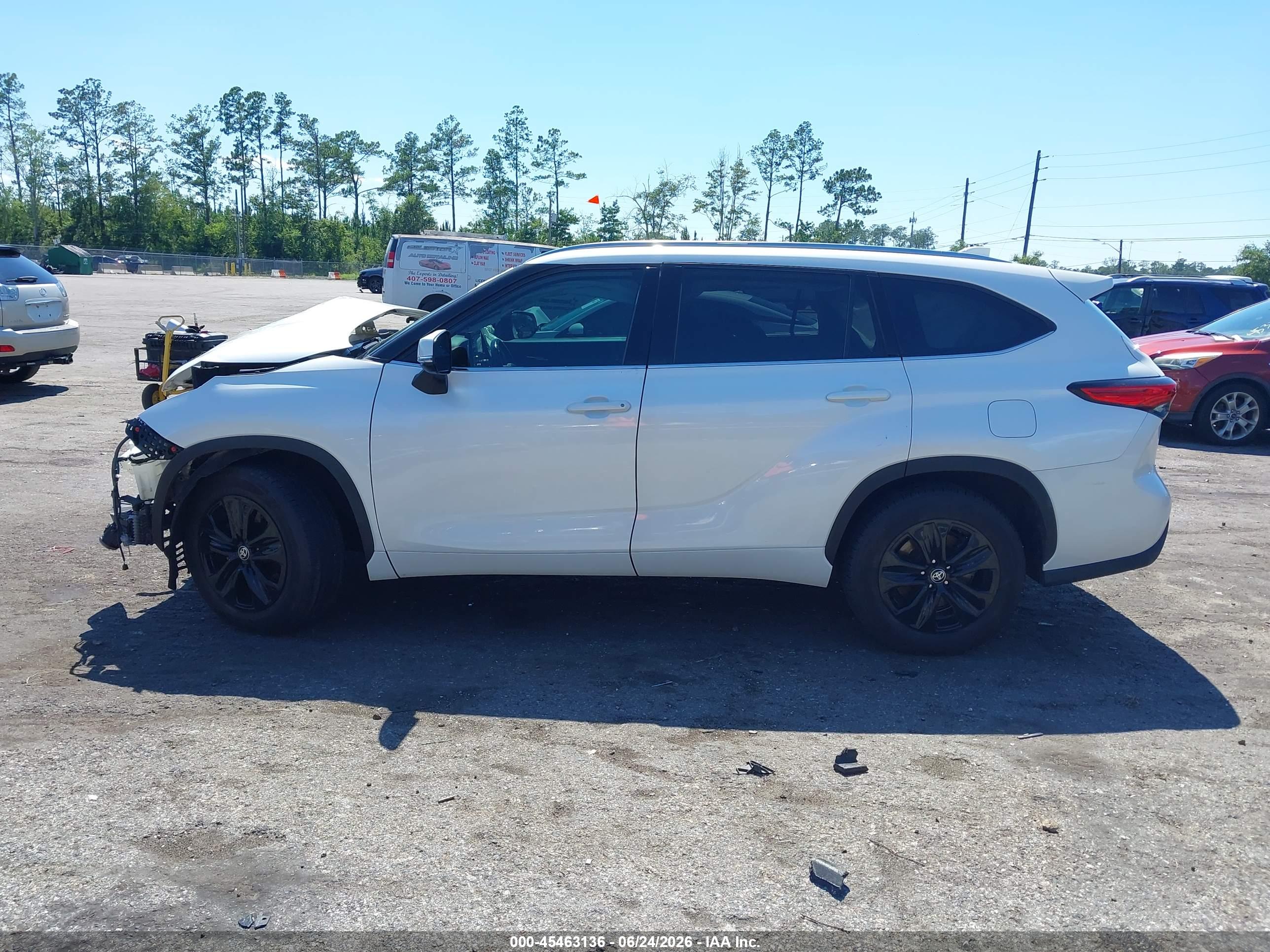 2020 TOYOTA HIGHLANDER XLE