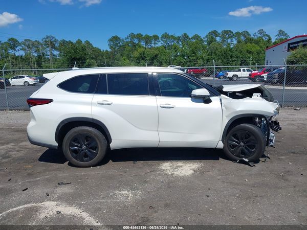 2020 TOYOTA HIGHLANDER XLE
