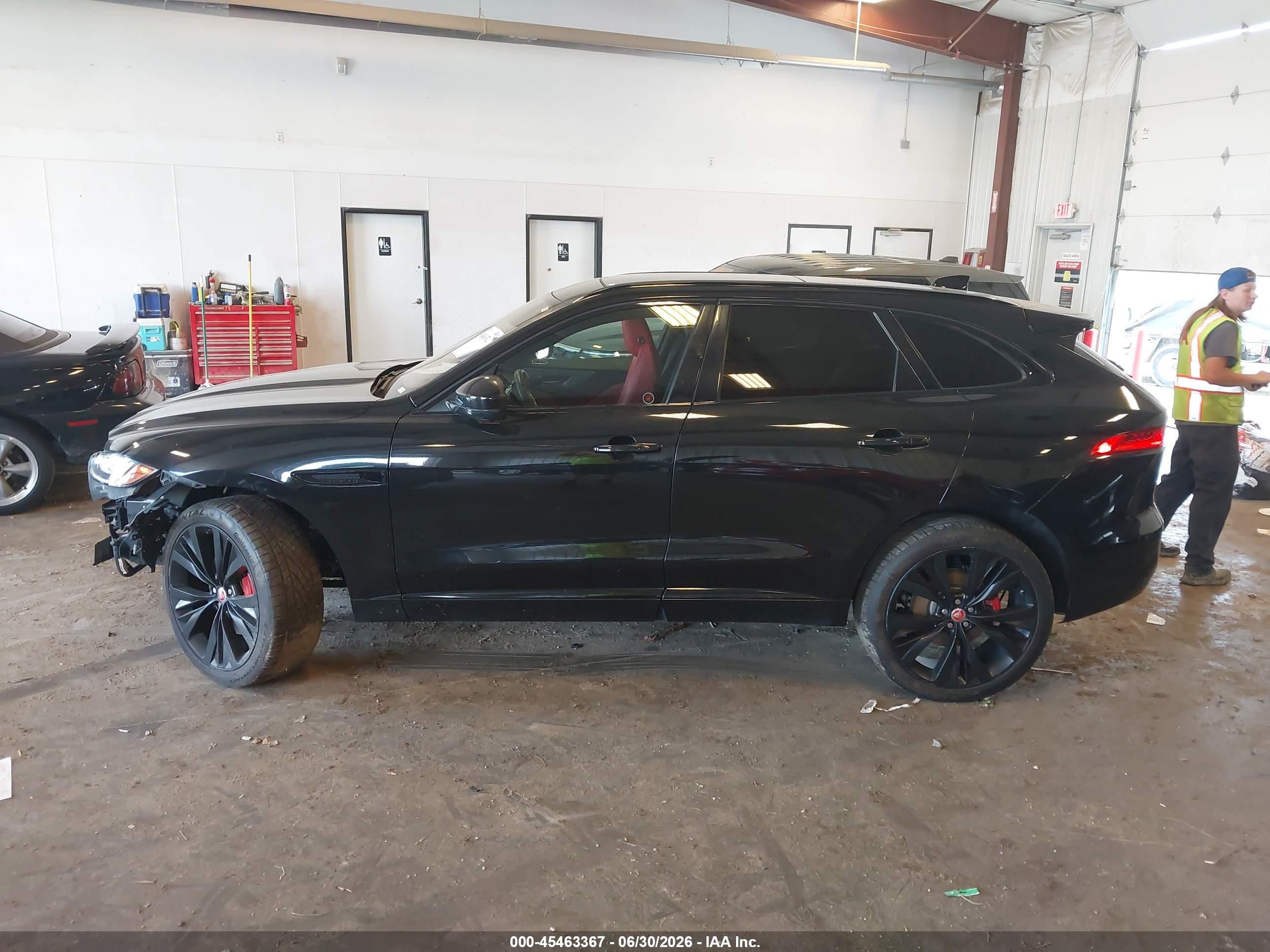 2018 JAGUAR F-PACE S