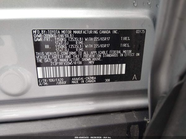 2025 TOYOTA RAV4 XLE